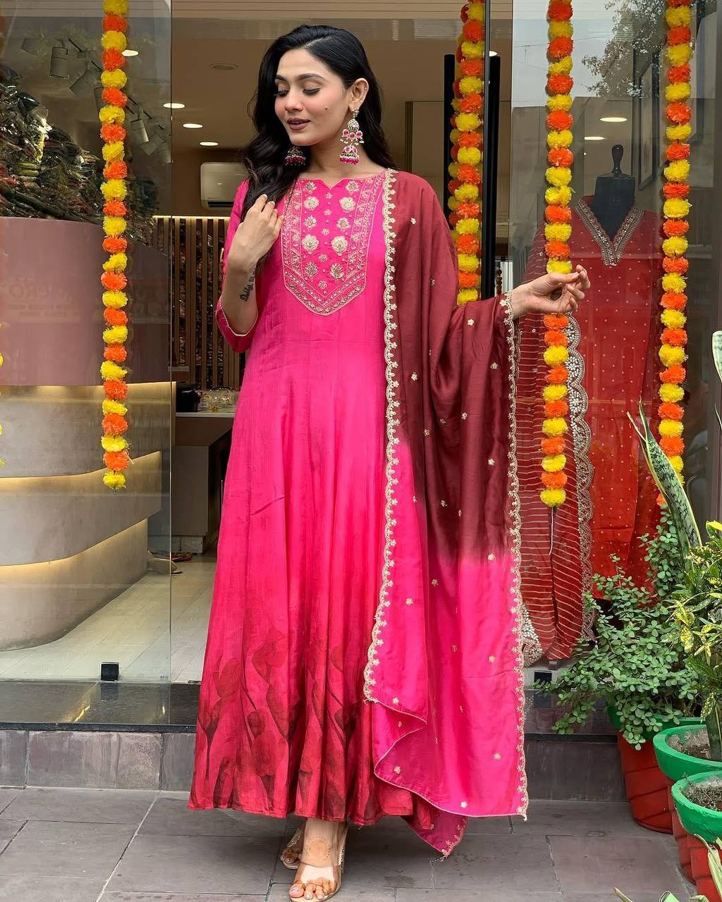 WOMEN EMBROIDERED PINK SUIT SET