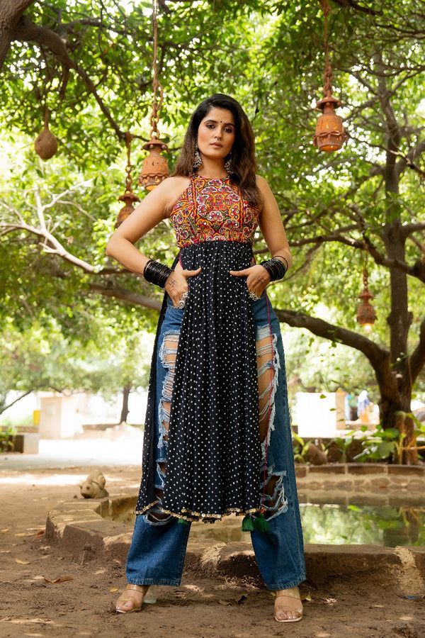 WOMEN PRINTED WITH MIRROR WORK KURTA