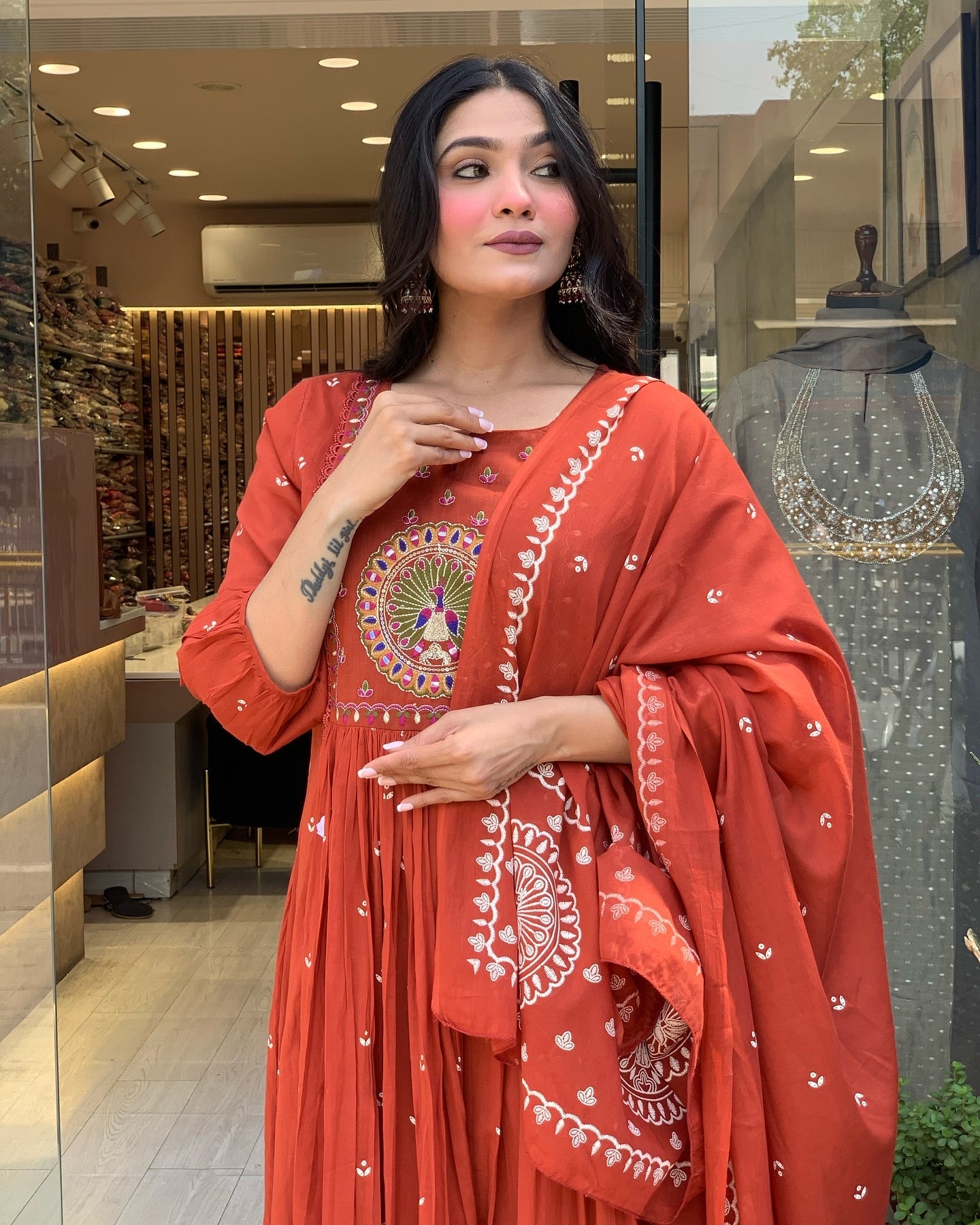 Women Embroidered Cotton Suit Set