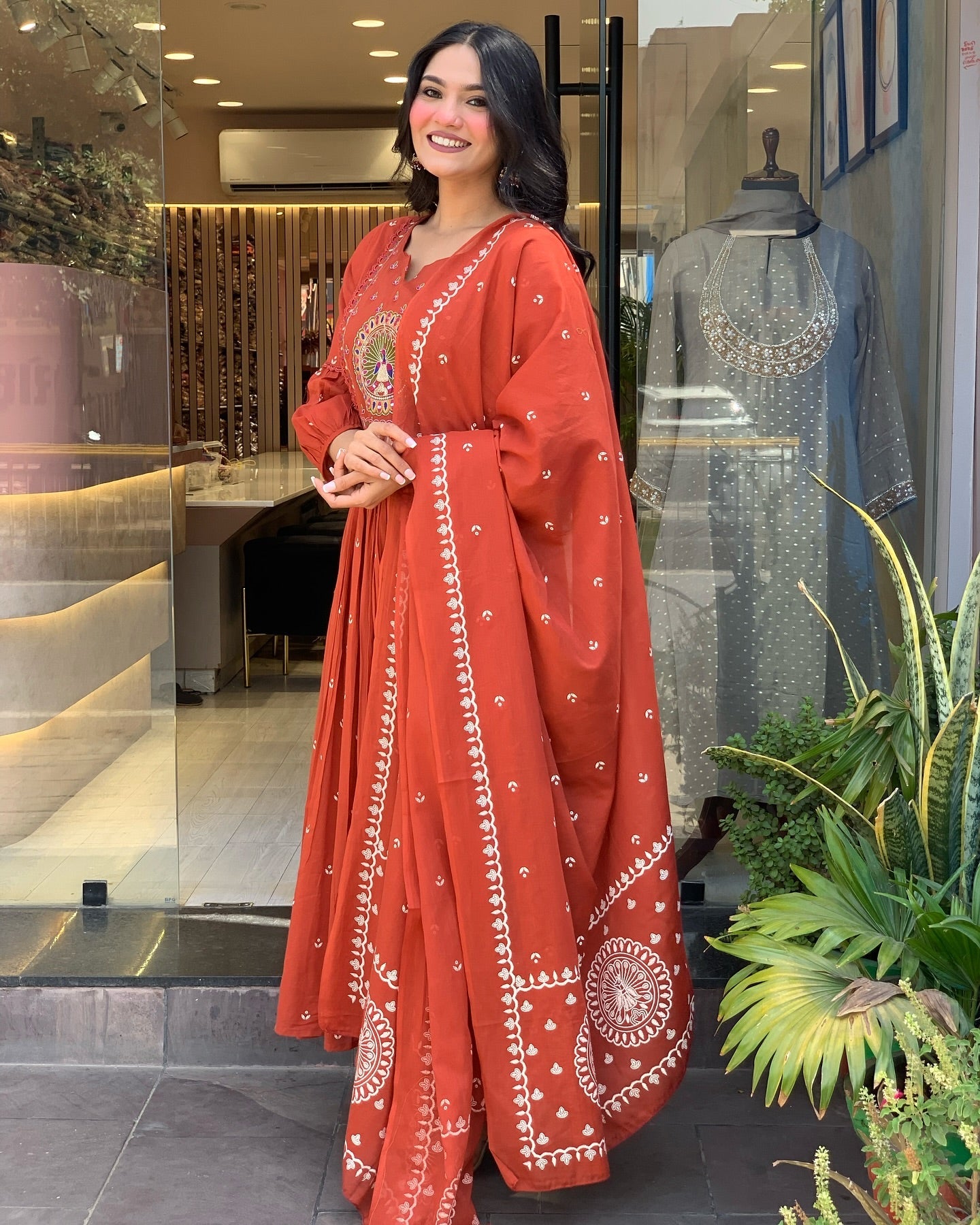 Women Embroidered Cotton Suit Set