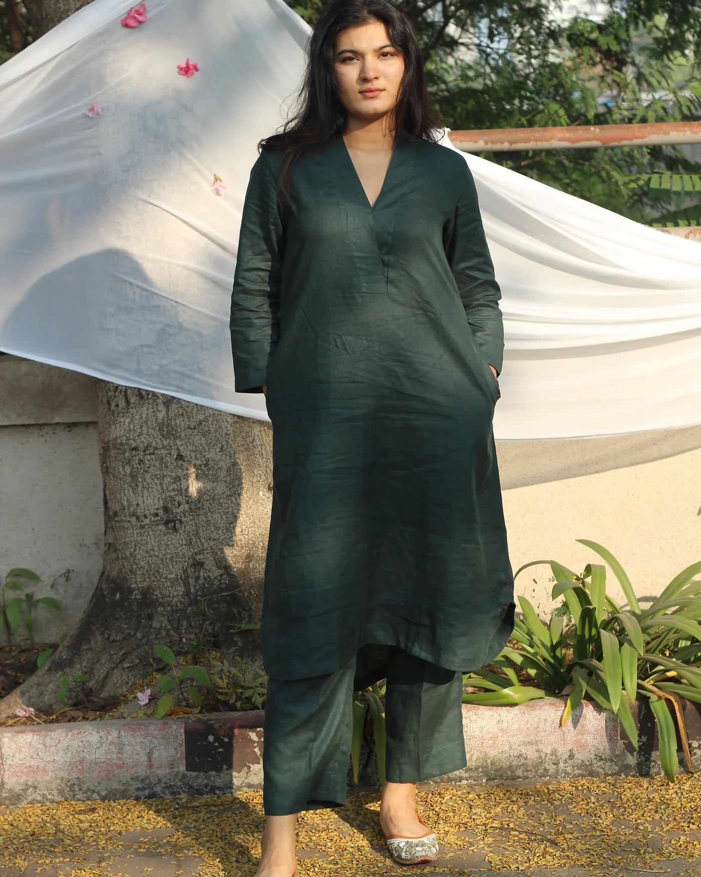 Women Plain Cotton Linen Kurta Set