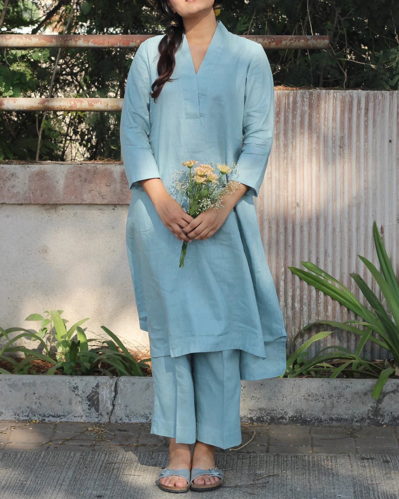 Women Plain Cotton Linen Kurta Set