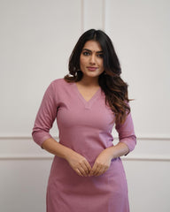 WOMEN PLAIN V-NECK KURTA SET