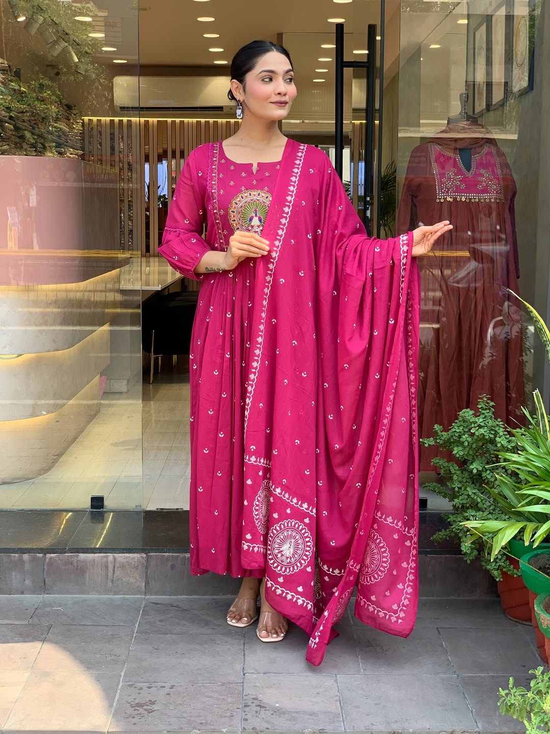 Women Embroidered Cotton Suit Set