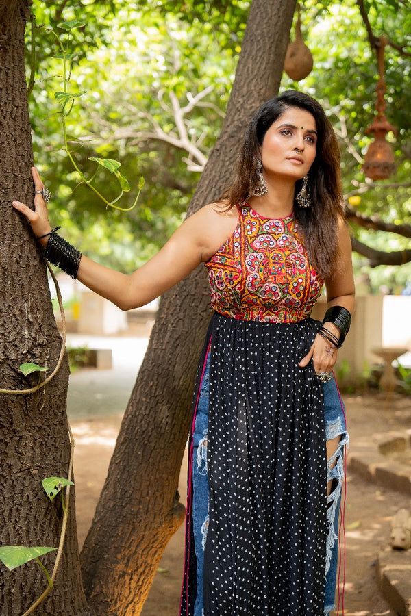 WOMEN PRINTED WITH MIRROR WORK KURTA