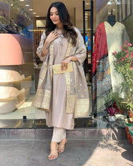 Women's Designer Festival Wear Soft Silk Suit Suit