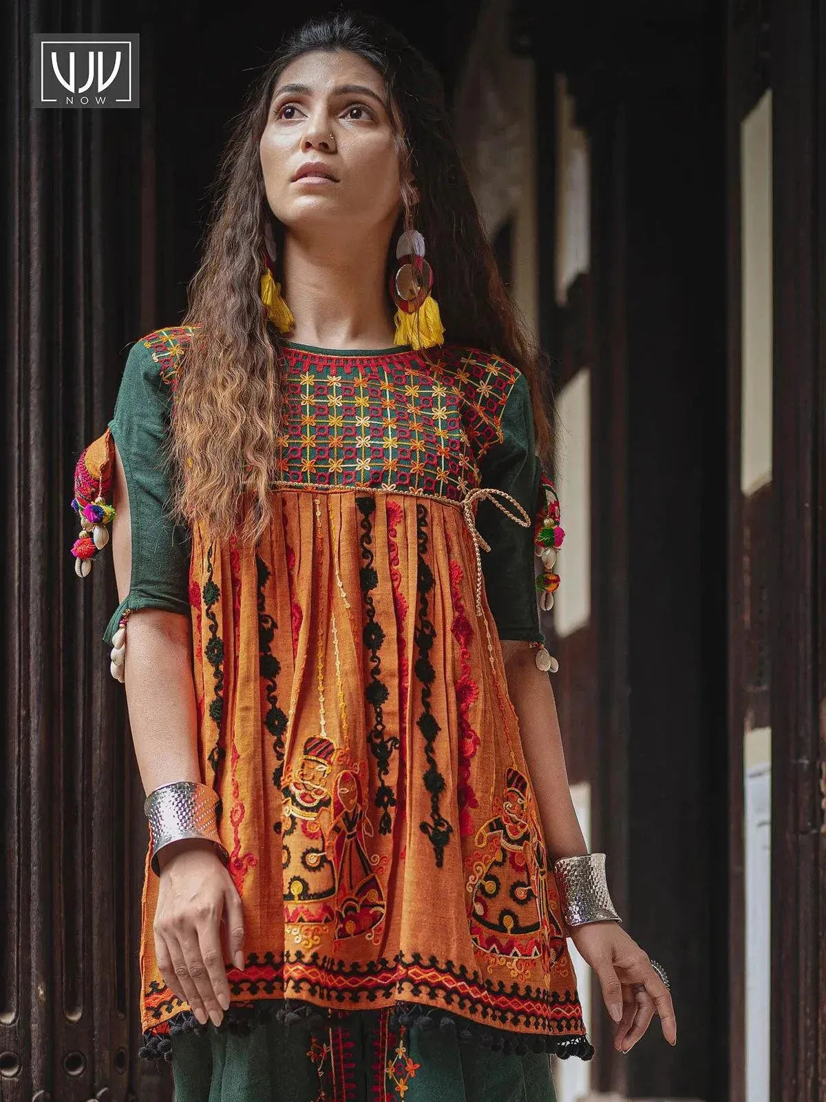 Deep green and orange rajathani dhingli couple embroidered kedia and tulip pants set