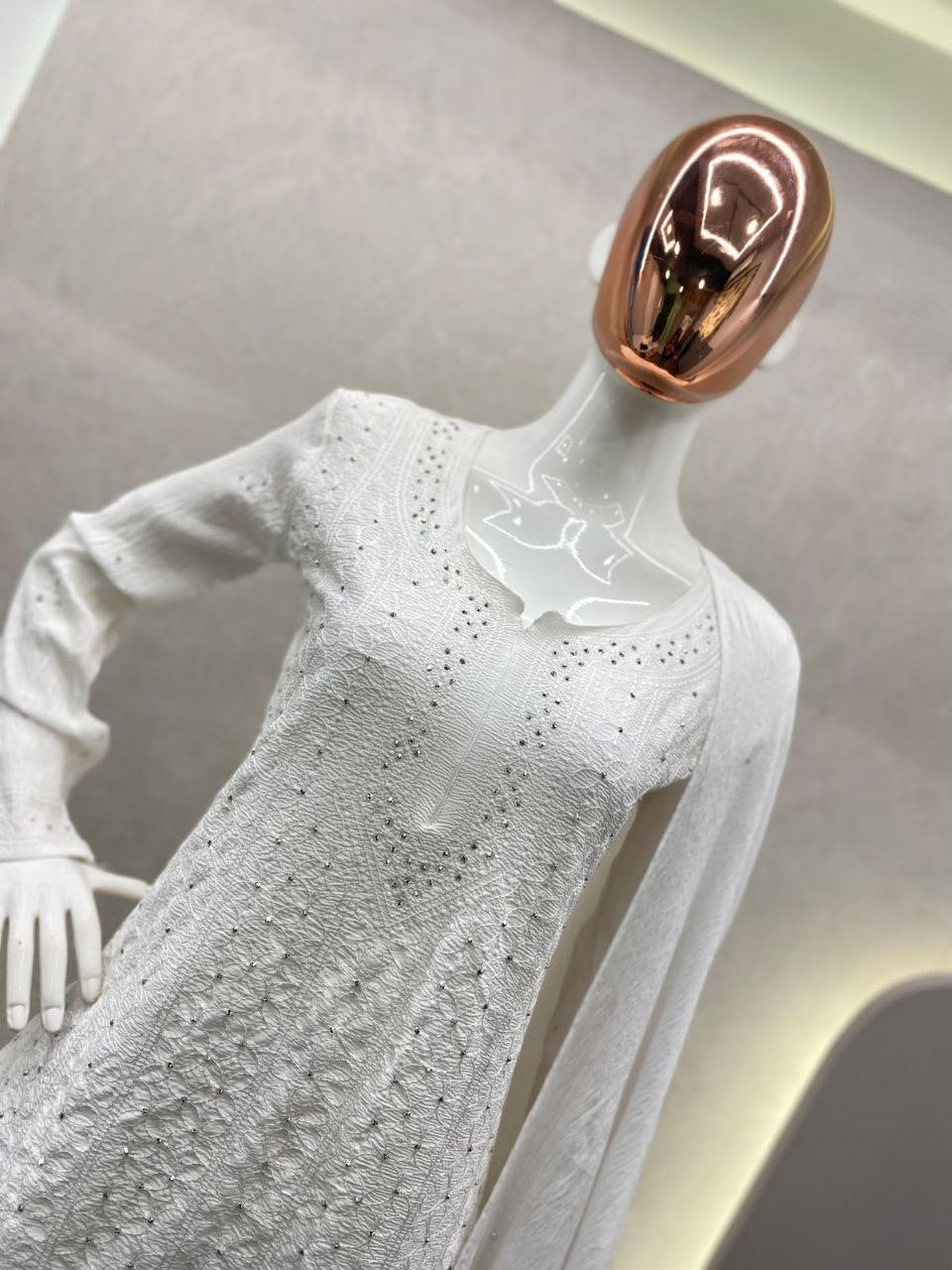 TRANDING DELTA FABRIC EMBLISHED COTTON THREAD EMBROIDERED WITH DAIMOND WORK AND PLAZO WITH DUPATTA