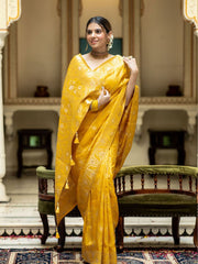 Pure Banarasi Silk Saree Weaved With Zari Comes With Heavy Banarasi Brocade Blouse