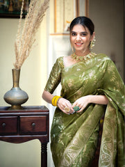 Pure Banarasi Silk Saree Weaved With Zari Comes With Heavy Banarasi Brocade Blouse