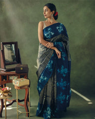 Pure Banarasi Silk Saree Weaved With Zari Comes With Heavy Banarasi Brocade Blouse