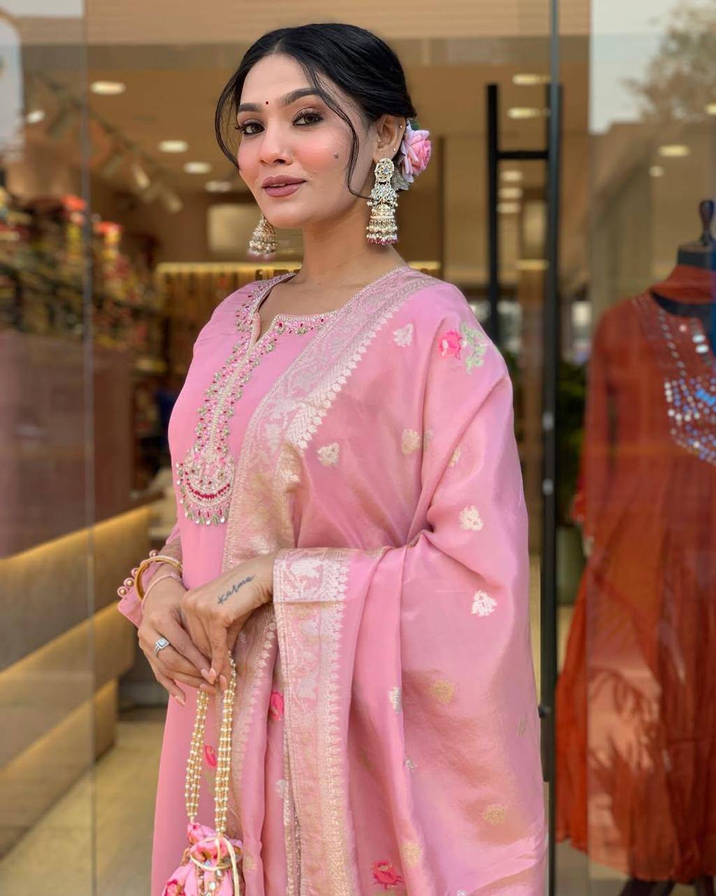 Women's Designer Kurta Pent And Dupatta Set