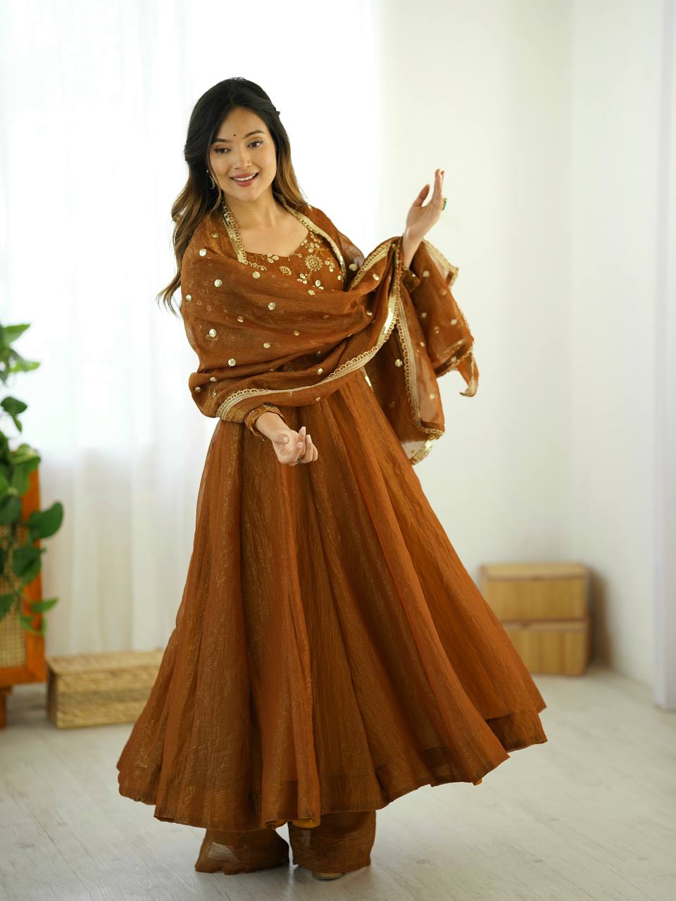 Women Ethnic Anarkali Gown