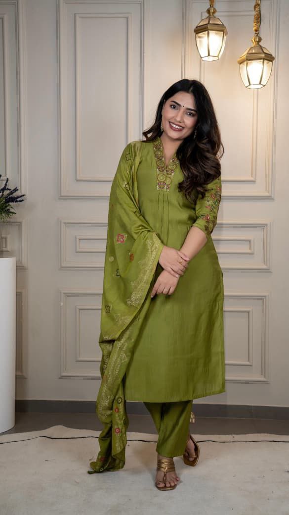 New Designers Kurta Pent Dupatta Set