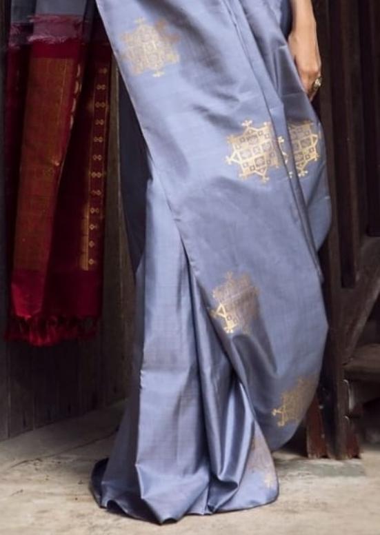 Pure Banarasi Silk Saree Weaved With Zari Comes With Heavy Banarasi Brocade Blouse