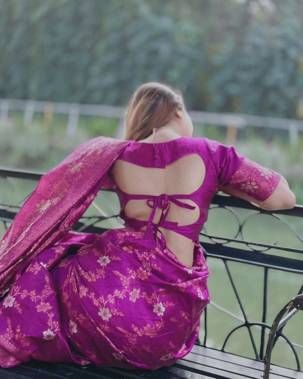 Pure Banarasi Silk Saree Weaved With Zari Comes With Heavy Banarasi Brocade Blouse