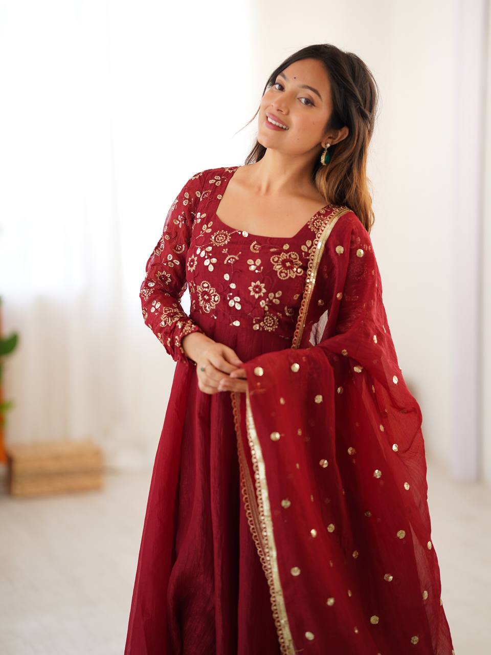 Women Ethnic Anarkali Gown