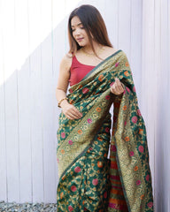 Pure Banarasi Silk Saree Weaved With Zari Comes With Heavy Banarasi Brocade Blouse